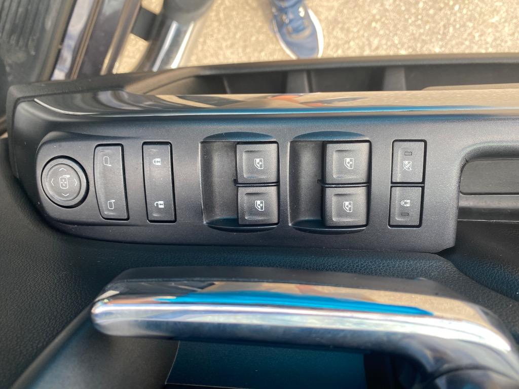 2015 Chevrolet Silverado - $11,995