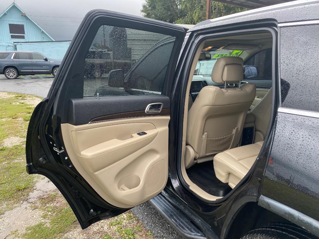 2014 Jeep Cherokee - $10,995