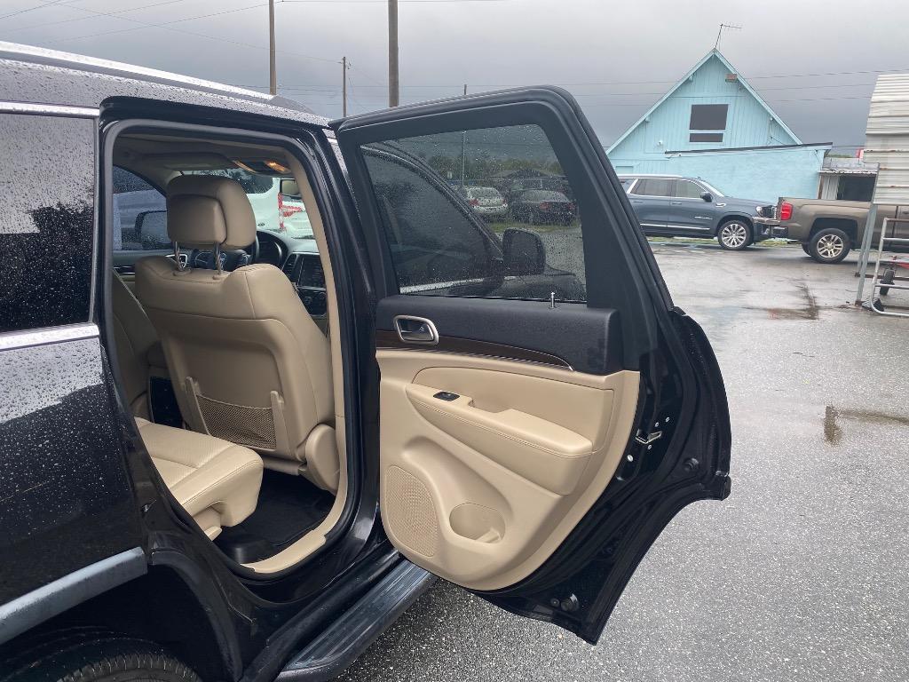 2014 Jeep Cherokee - $10,995