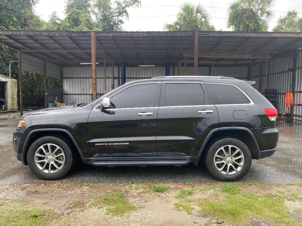2014 Jeep Cherokee - $10,995