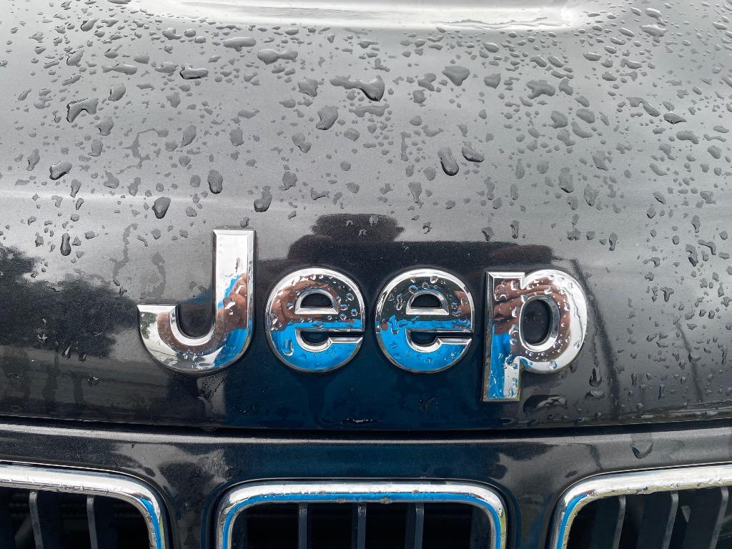 2014 Jeep Cherokee - $10,995