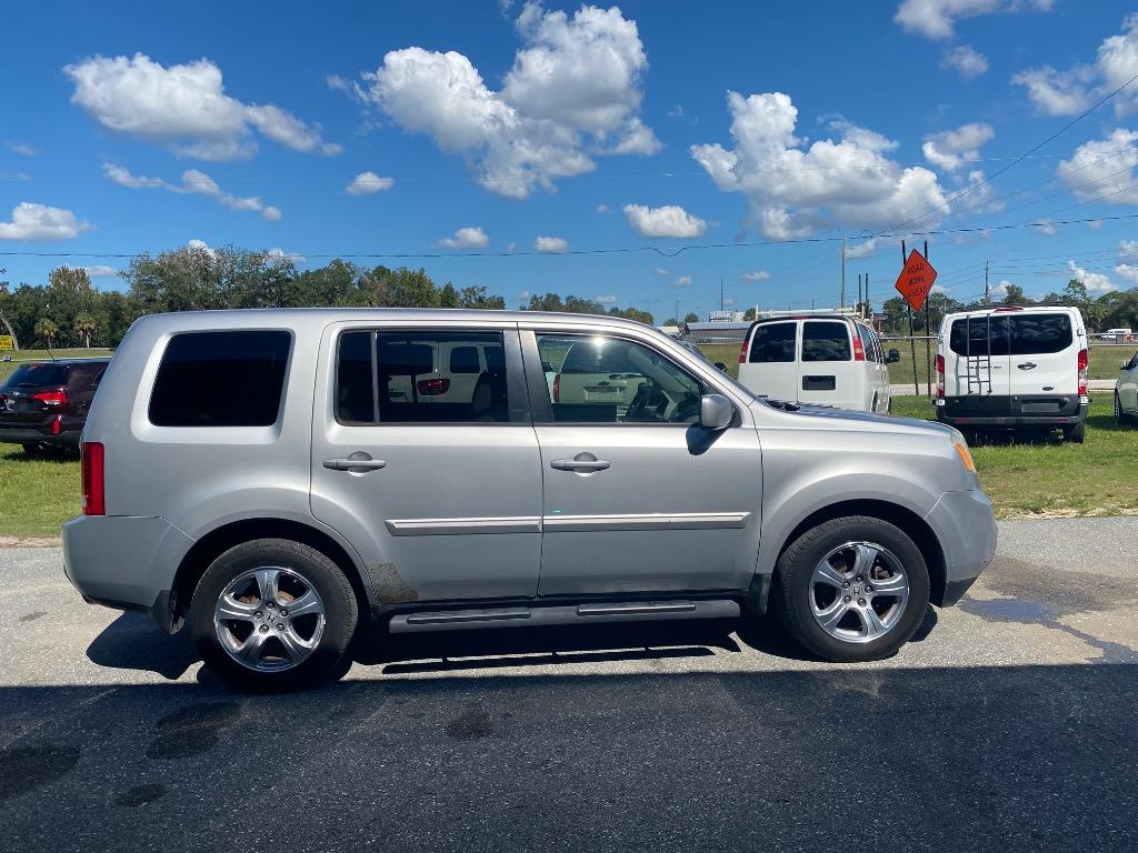 2013 Honda Pilot - $12,995