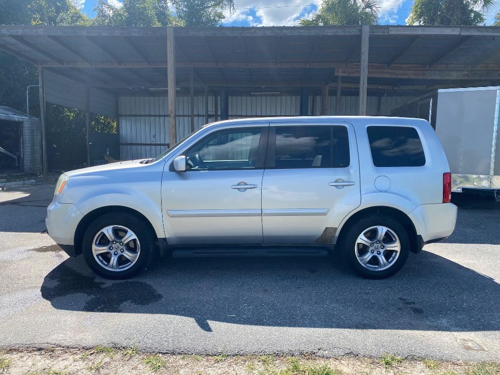 2013 Honda Pilot - $12,995