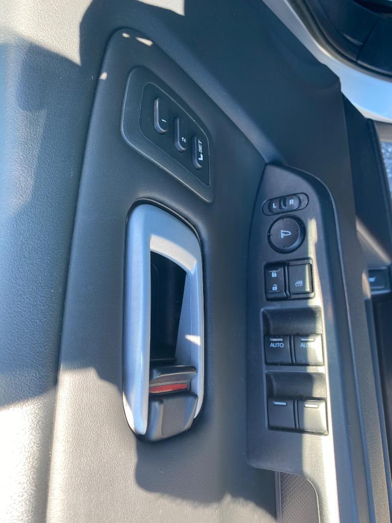 2015 Honda Pilot - $10,995