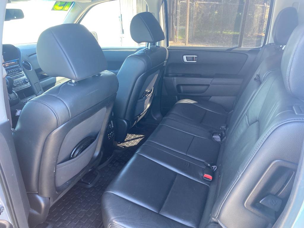2015 Honda Pilot - $10,995