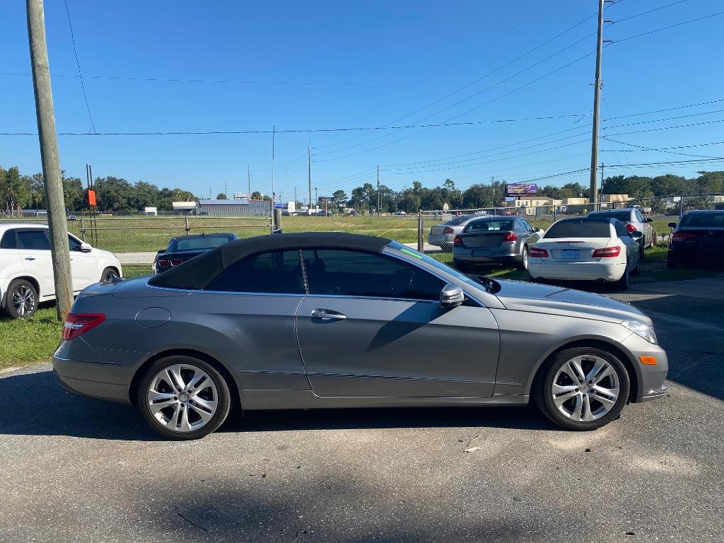 2011 Mercedes-Benz E-Class - $10,995