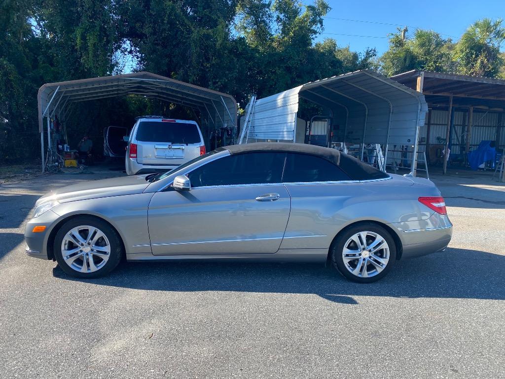 2011 Mercedes-Benz E-Class - $10,995