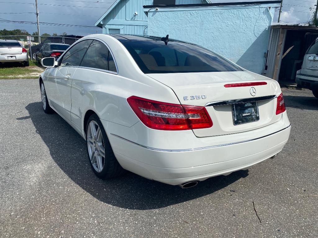 2010 Mercedes-Benz E-Class - $10,995