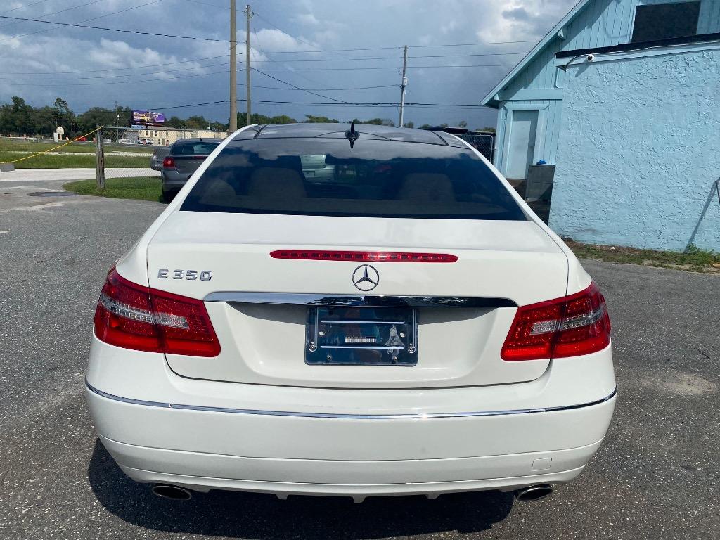 2010 Mercedes-Benz E-Class - $10,995
