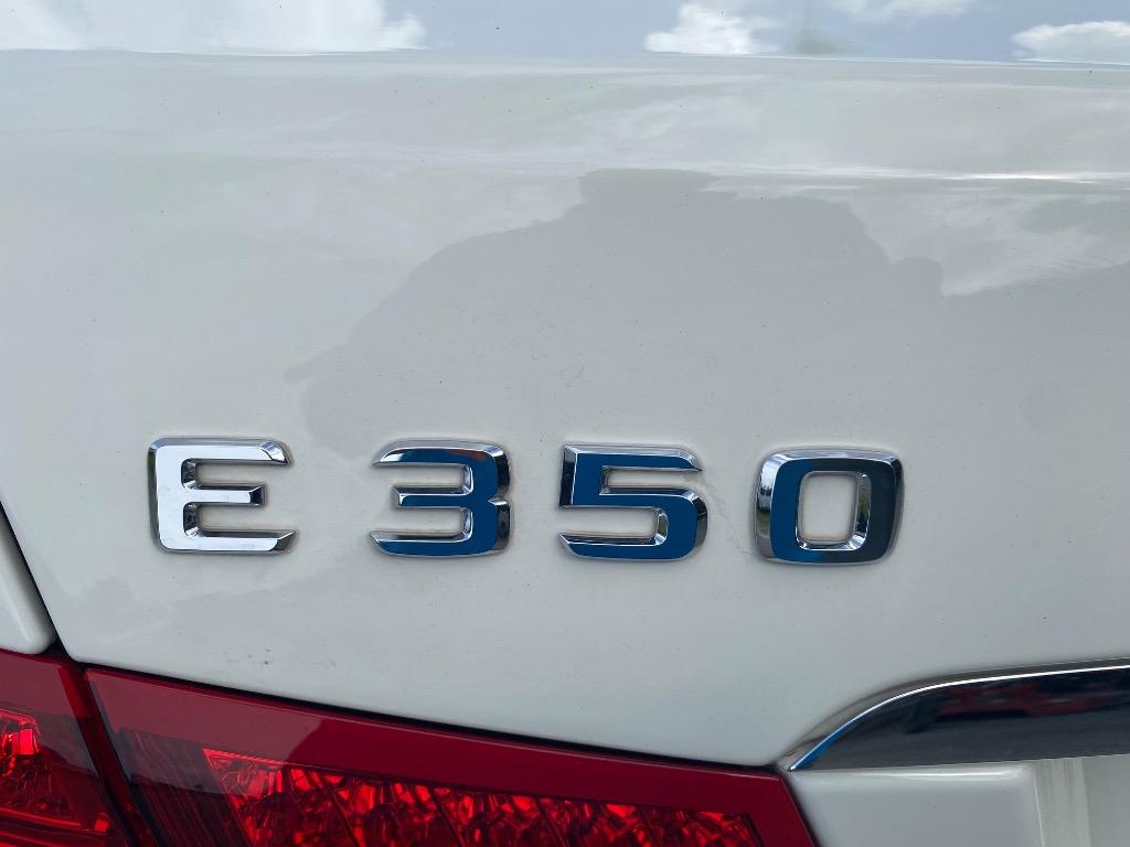 2010 Mercedes-Benz E-Class - $10,995