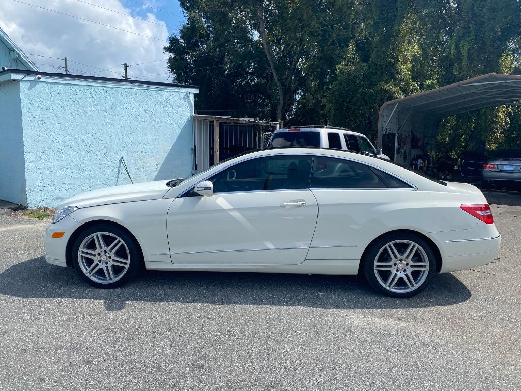 2010 Mercedes-Benz E-Class - $10,995
