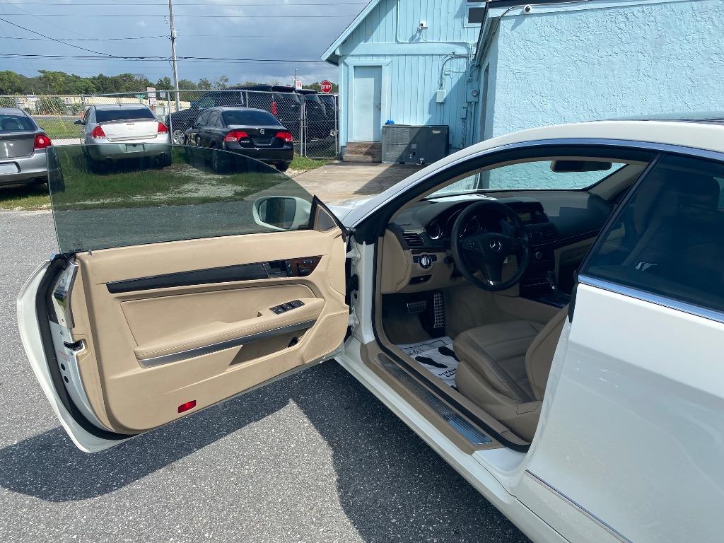 2010 Mercedes-Benz E-Class - $10,995