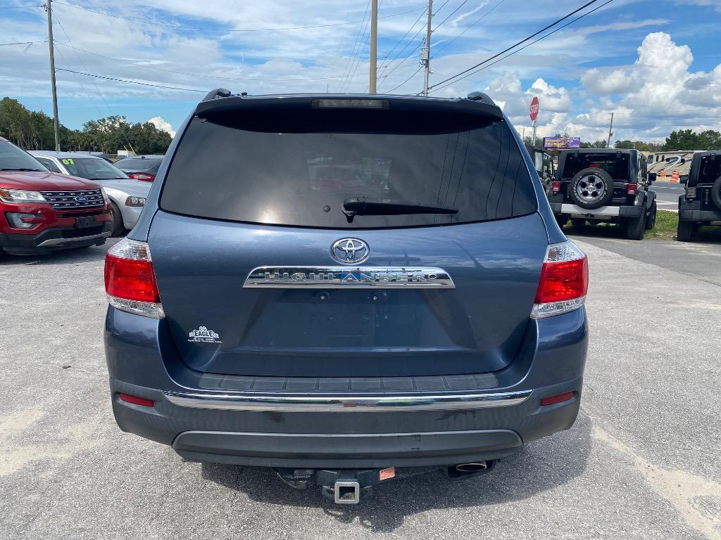 2013 Toyota Highlander - $14,995