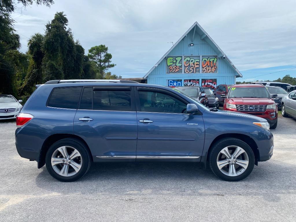 2013 Toyota Highlander - $14,995