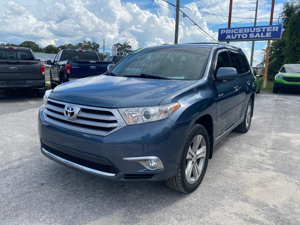 2013 Toyota Highlander - $14,995