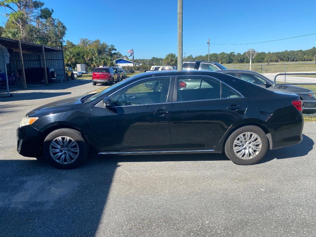 2014 Toyota Camry - $9,995
