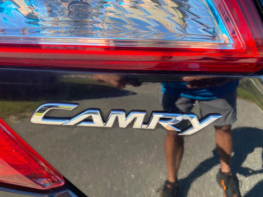 2014 Toyota Camry - $9,995