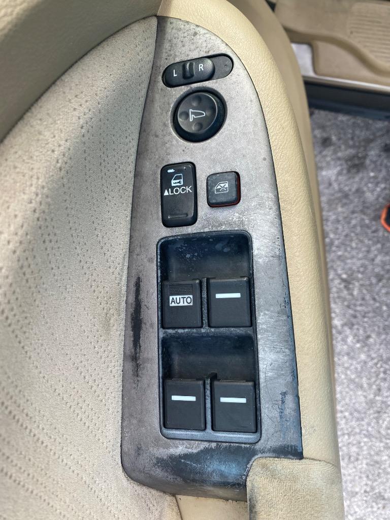 2008 Honda Odyssey - $6,995