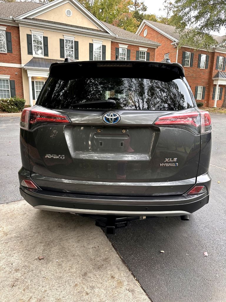 2018 Toyota RAV4 - $16,899