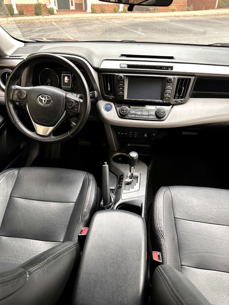 2018 Toyota RAV4 - $16,899
