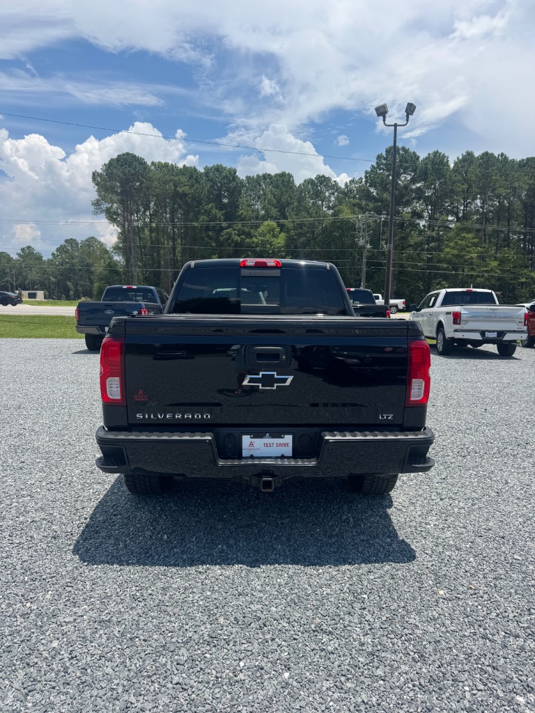 2017 Chevrolet Silverado 1500 - $23,987