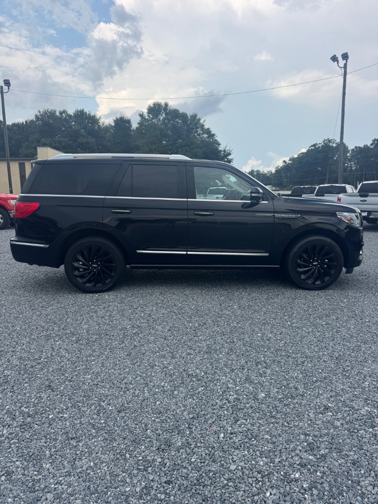 2020 Lincoln Navigator - $30,987