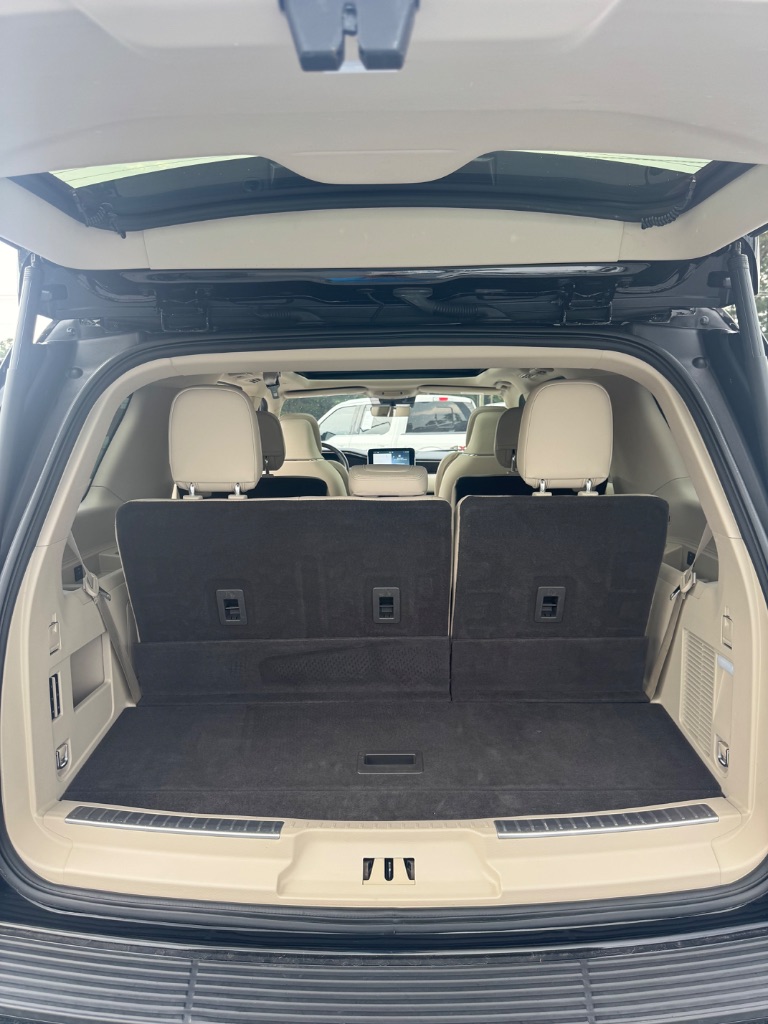 2020 Lincoln Navigator - $30,987