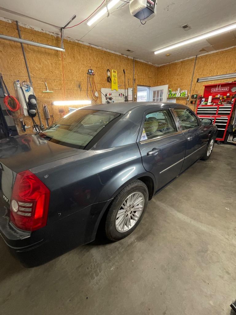 2008 Chrysler 300 - $3,950