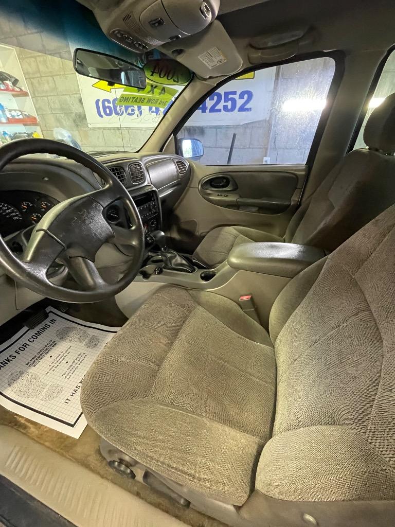 2004 Chevrolet Blazer - $3,295
