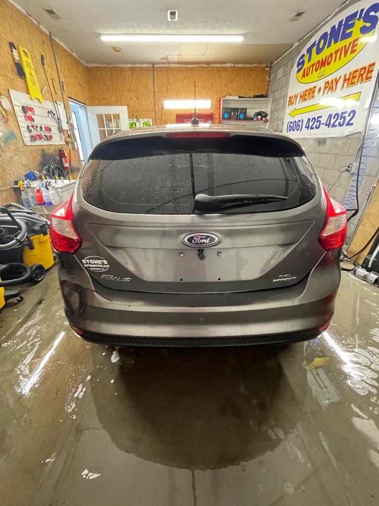 2012 Ford Focus - $3,960