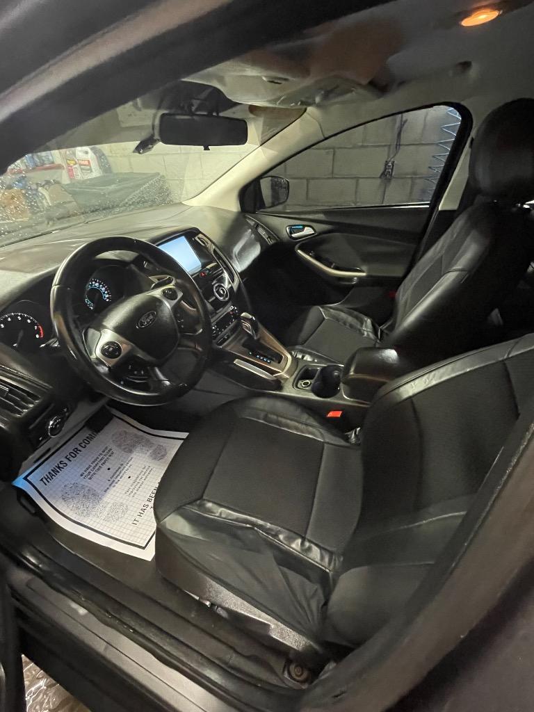 2012 Ford Focus - $3,960
