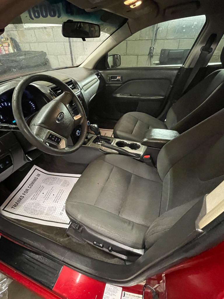 2011 Ford Fusion - $3,495
