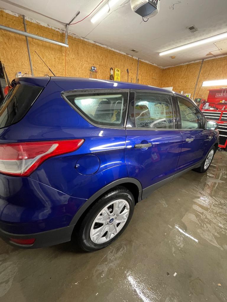 2016 Ford Escape - $6,595