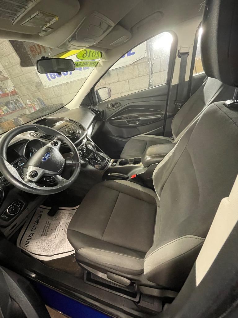 2016 Ford Escape - $6,595