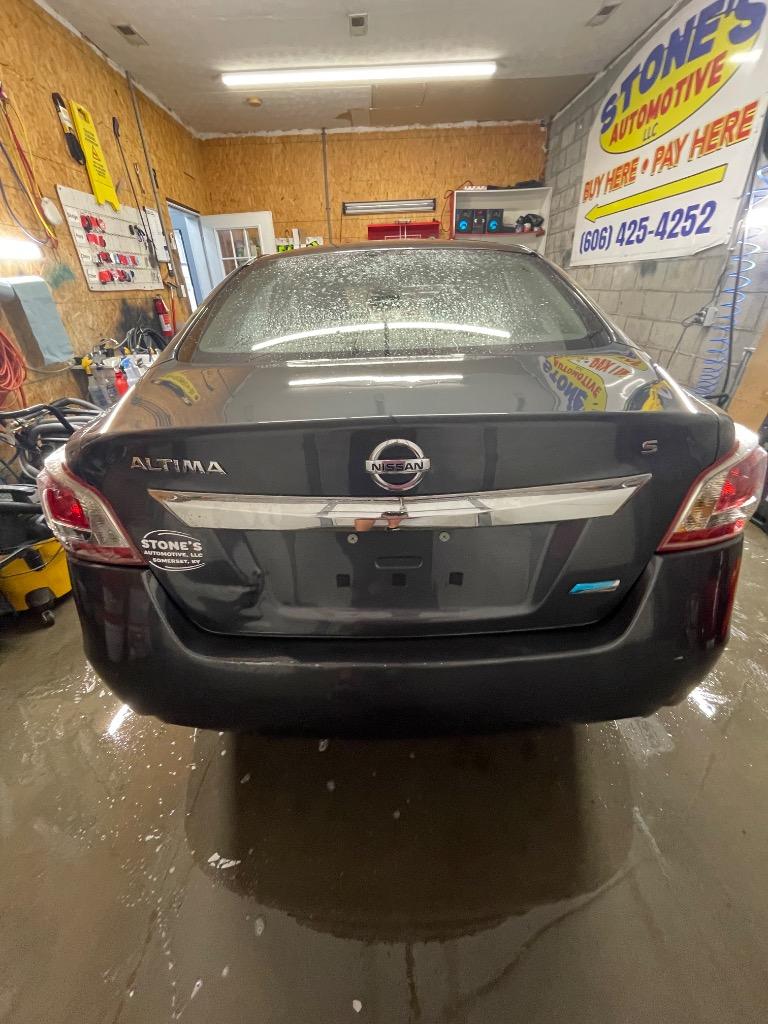 2013 Nissan Altima - $2,995