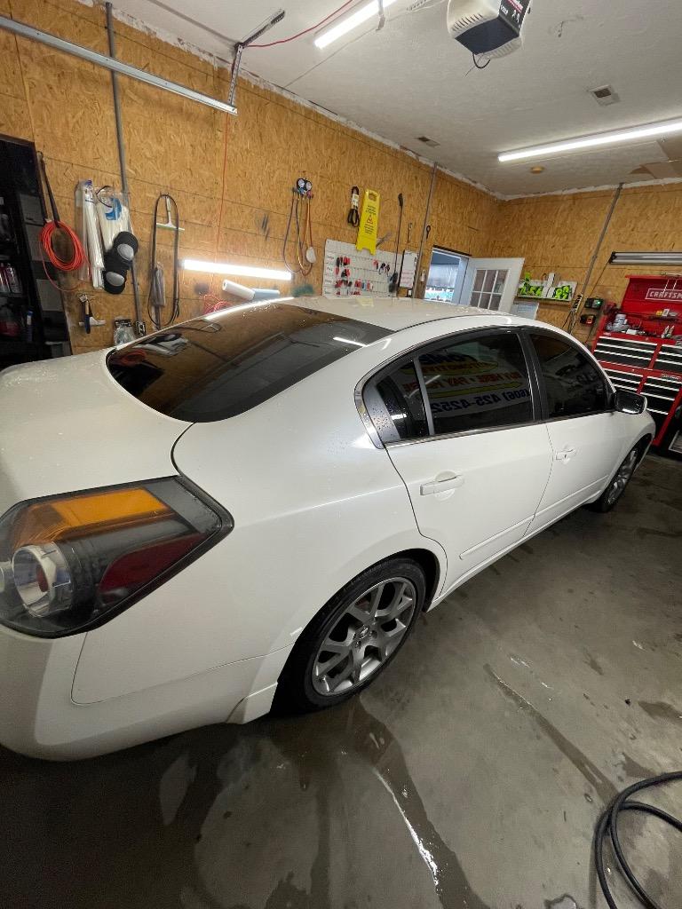 2012 Nissan Altima - $3,995