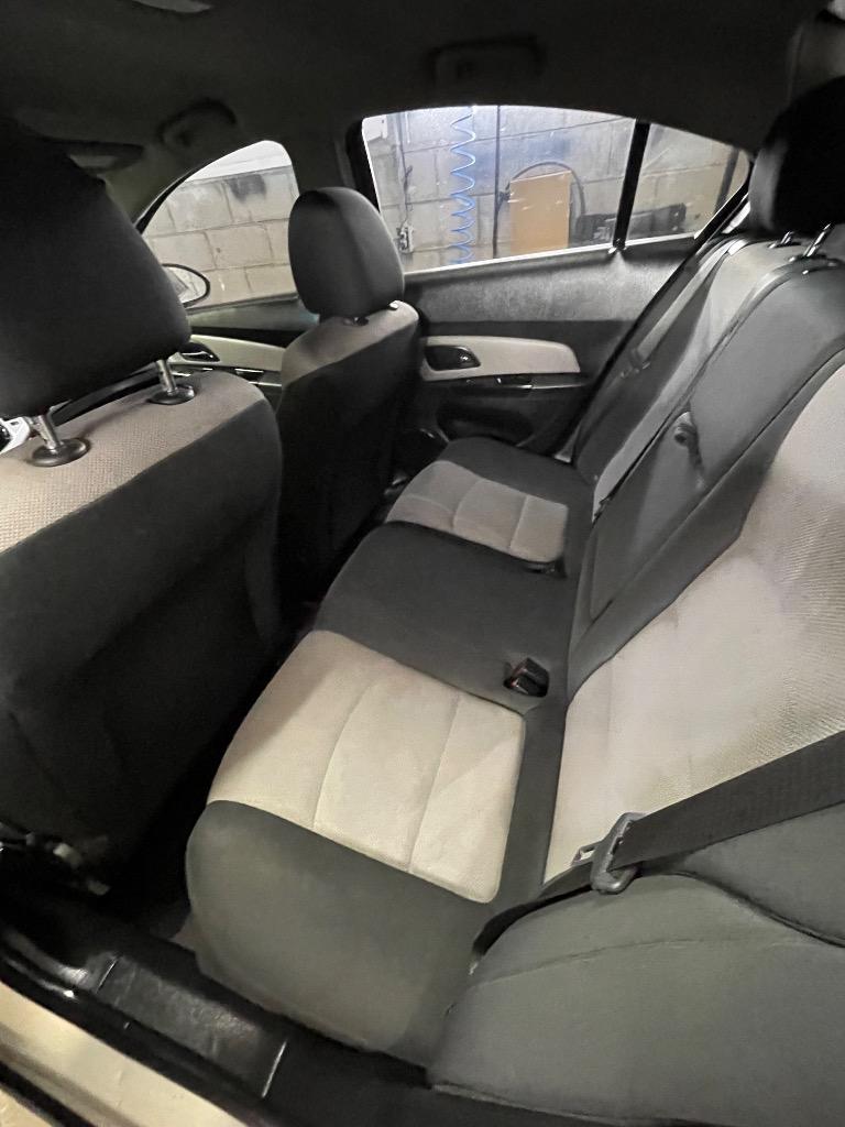 2012 Chevrolet Cruze - $3,995