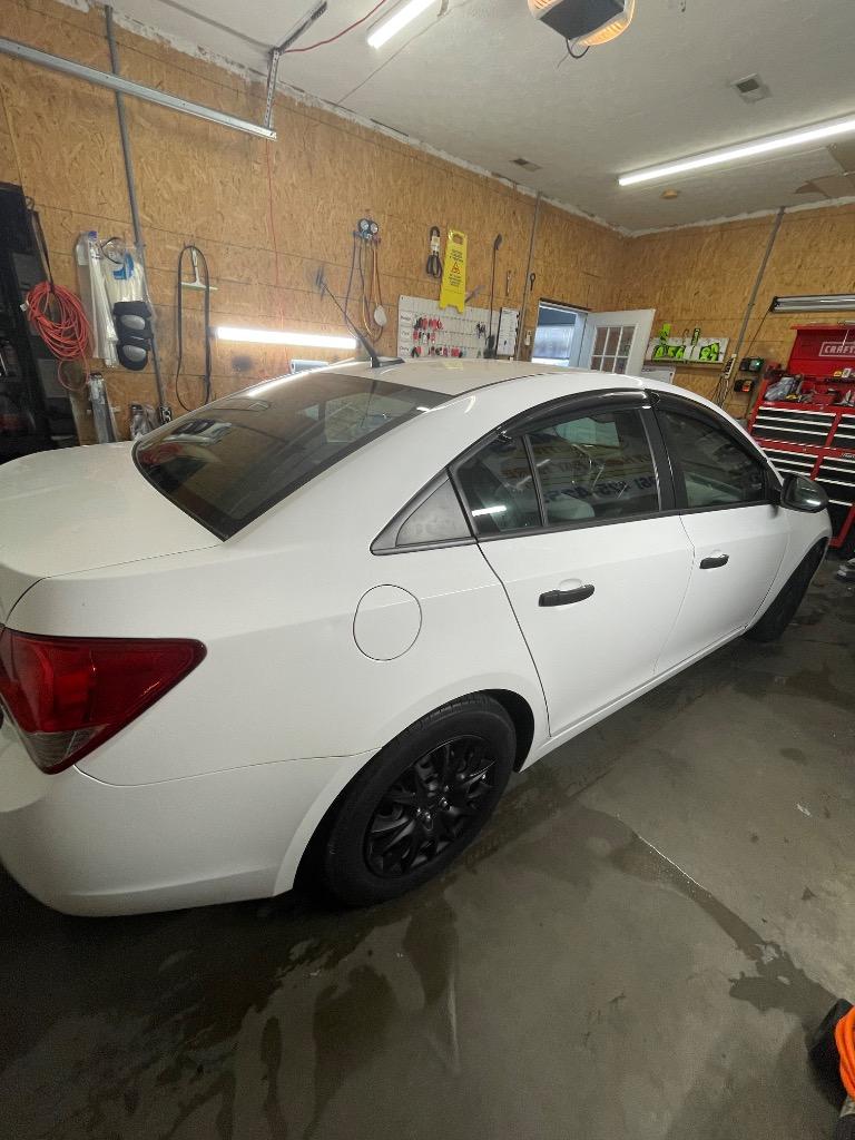 2014 Chevrolet Cruze - $4,200
