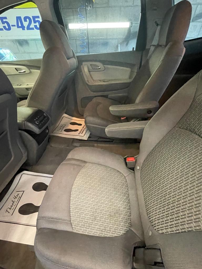 2012 Chevrolet Traverse - $5,999