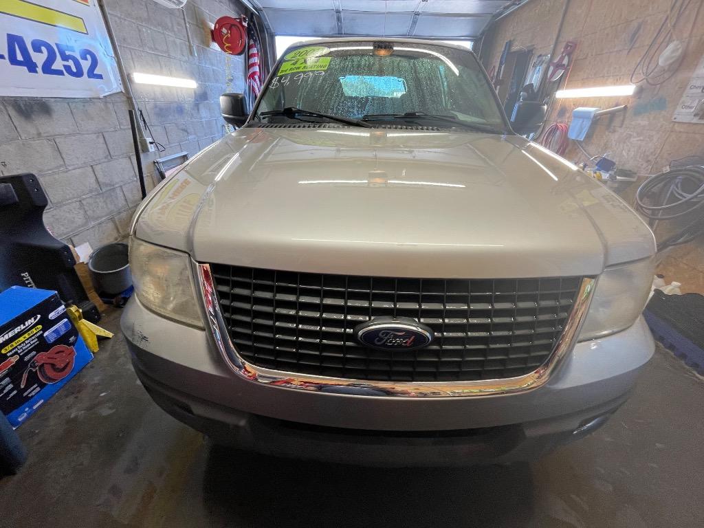 2003 Ford Expedition - $4,999