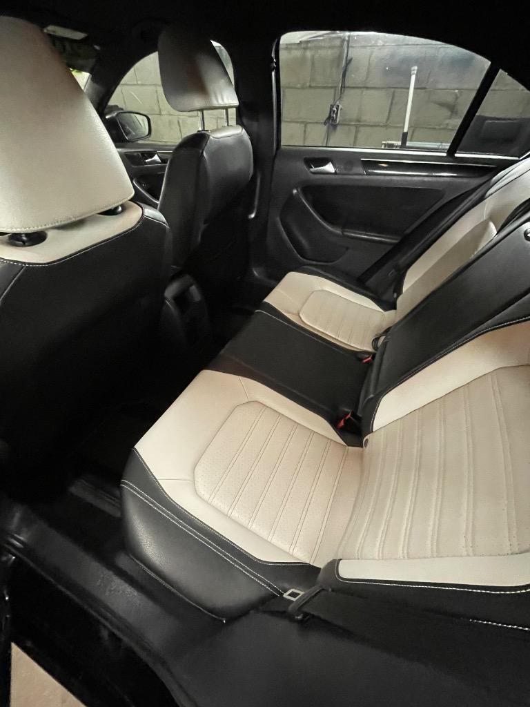 2015 Volkswagen Jetta - $5,200