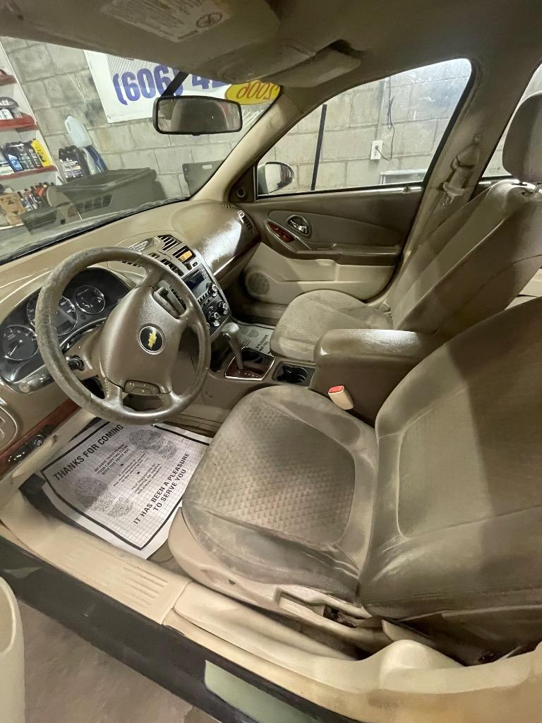 2006 Chevrolet Malibu - $1,995