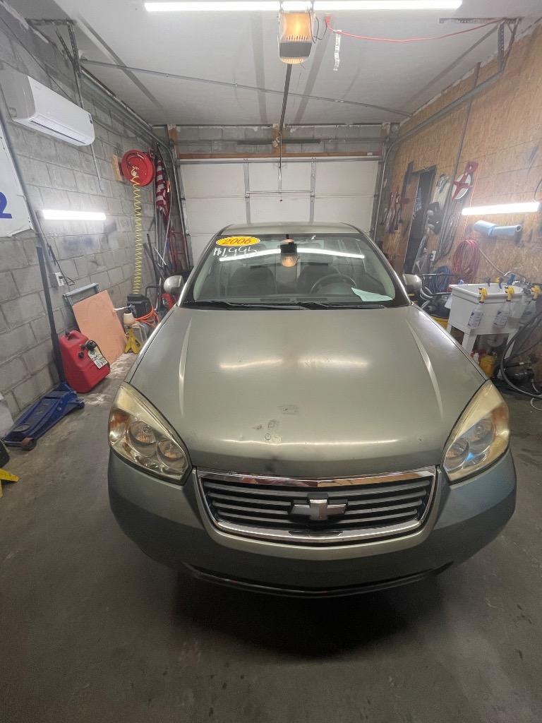 2006 Chevrolet Malibu - $1,995