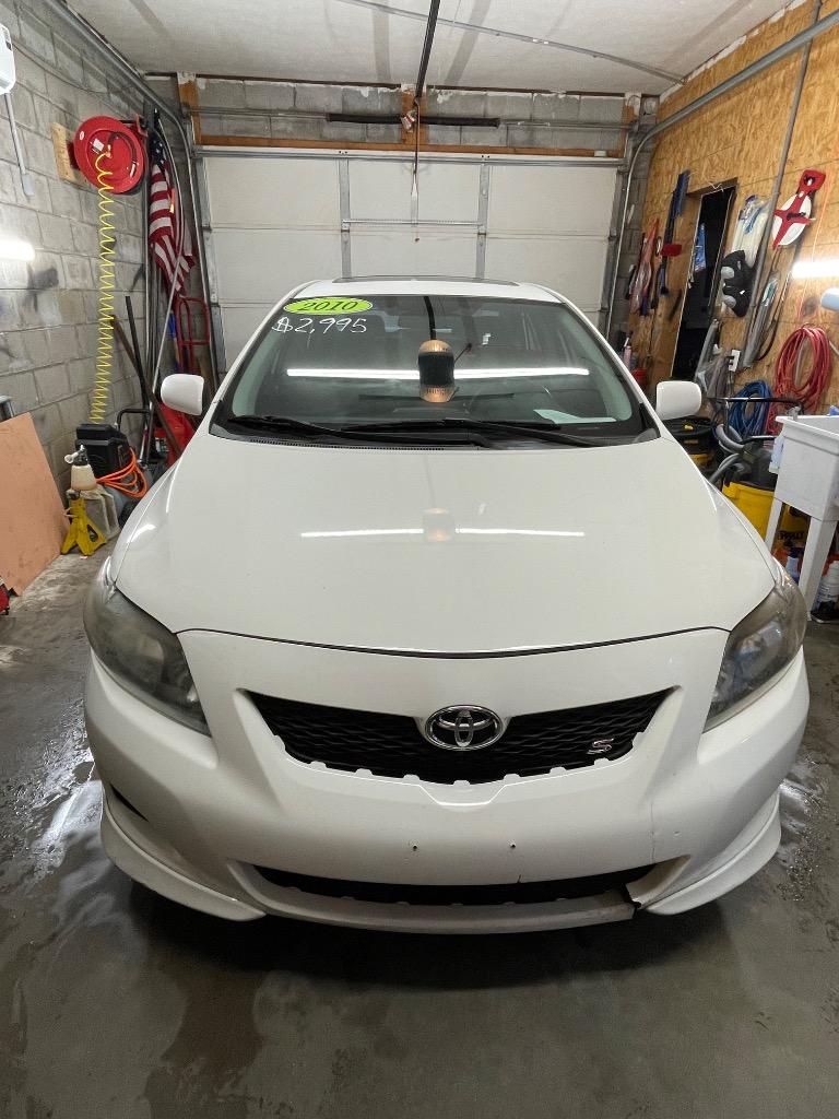 2010 Toyota Corolla - $2,995