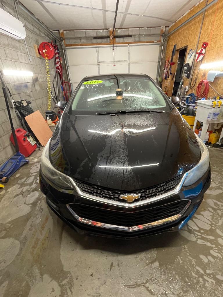 2017 Chevrolet Cruze - $4,995