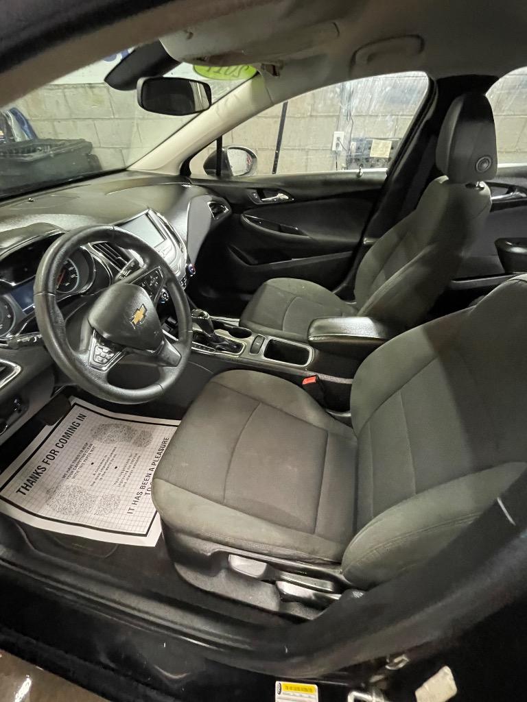 2017 Chevrolet Cruze - $4,995