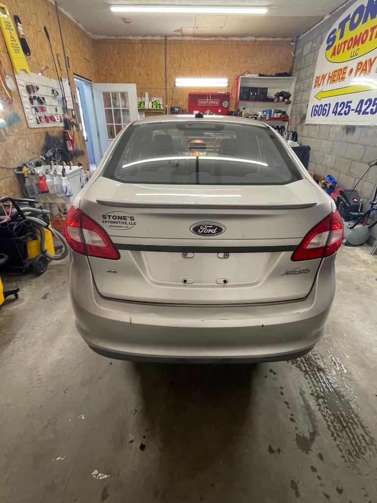 2011 Ford Fiesta - $5,999