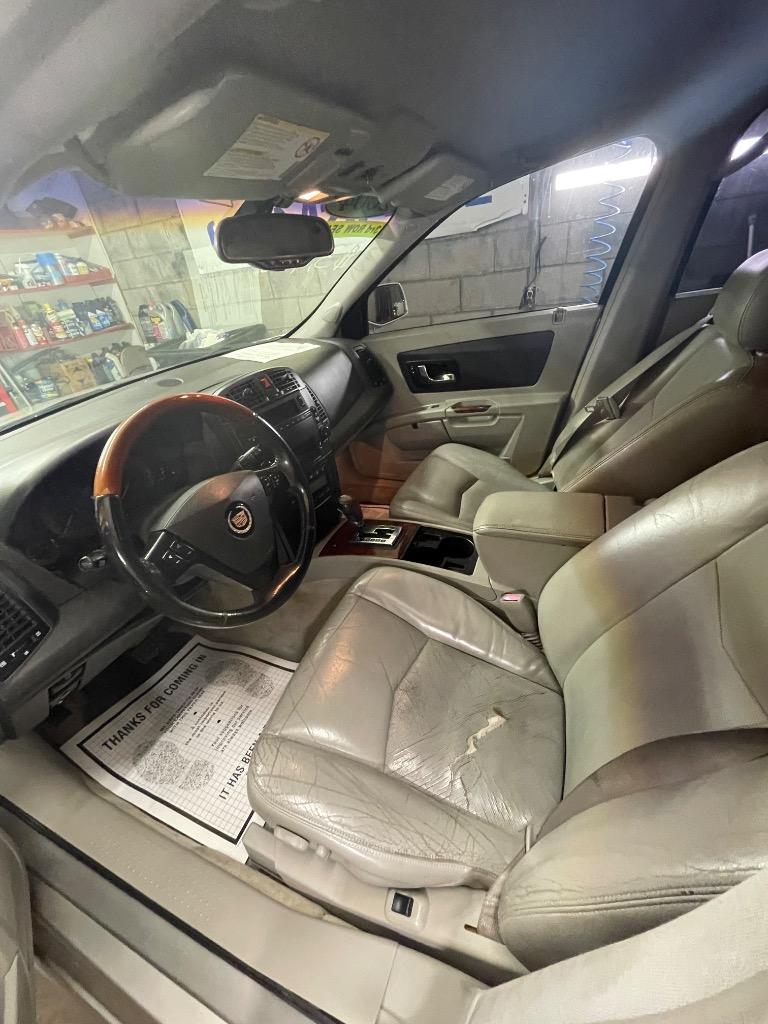 2004 Cadillac SRX - $3,995