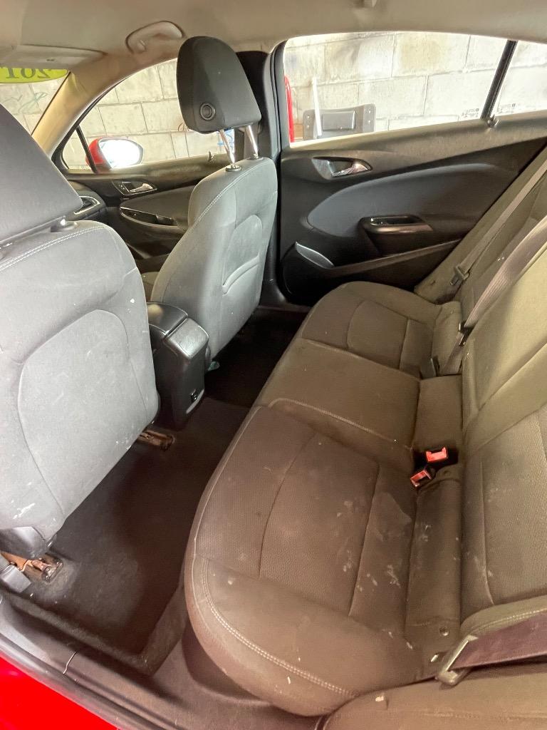 2017 Chevrolet Cruze - $5,895