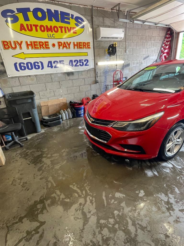 2017 Chevrolet Cruze - $5,895